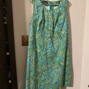Sleeveless Jones New York Paisley dress